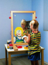 Прозрачный мольберт: дополнительное зеркало - «globural.ru» - Архангельск