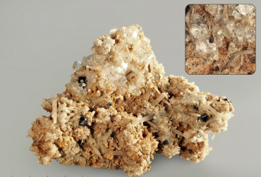 Флюорит с кальцитом и ильваитом - «globural.ru» - Архангельск